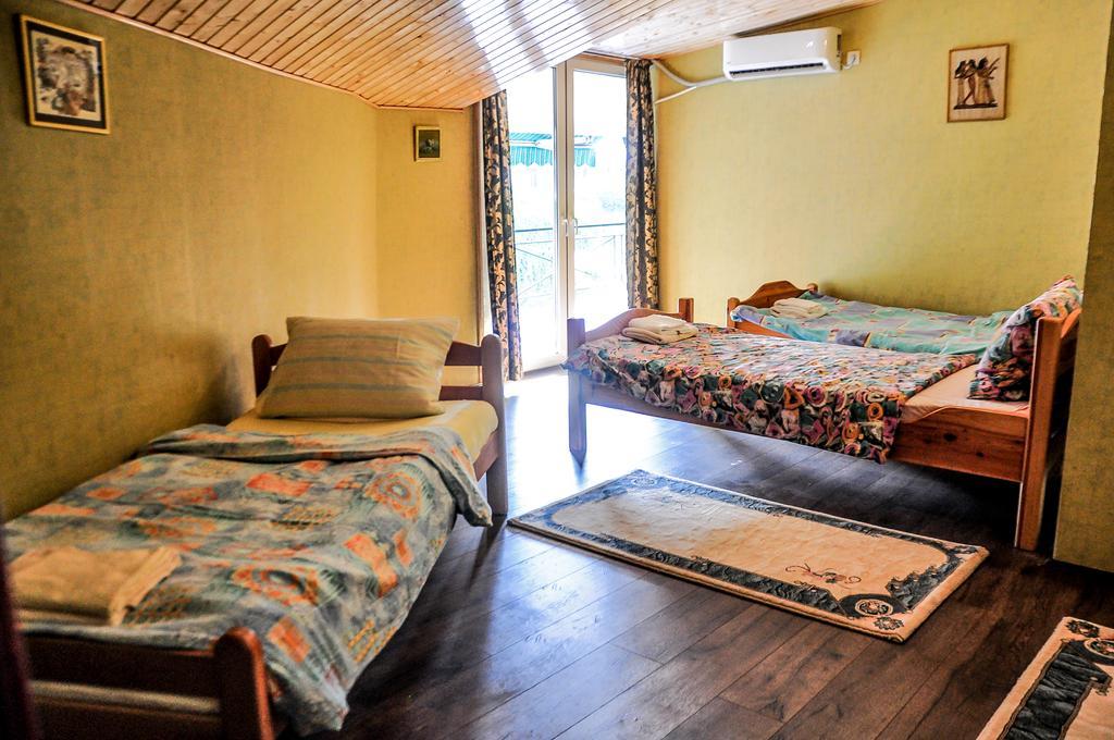Hostel Otard Belgrado Buitenkant foto